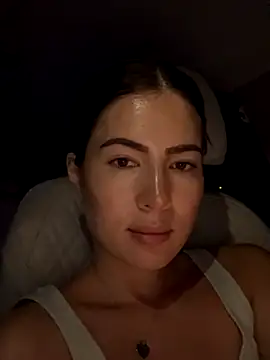 clairewntr online show from November 2025 11:04:02 PM