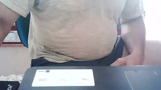 eduar570 online show from November 2025 01:07:02 PM