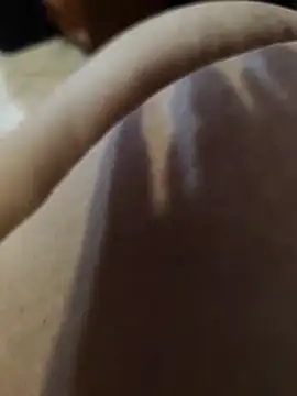 Snapshot of LovlyAnnie chatting on September 2025 04:12:02 AM LovlyAnnie online show from September 2025 04:12:02 AM