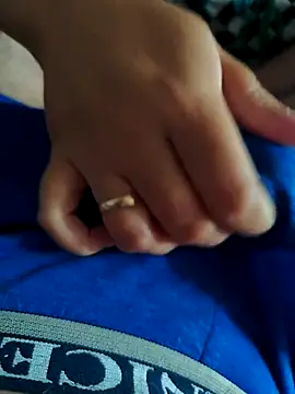 Snapshot of LovlyAnnie chatting on September 2025 06:01:02 AM LovlyAnnie online show from September 2025 06:01:02 AM