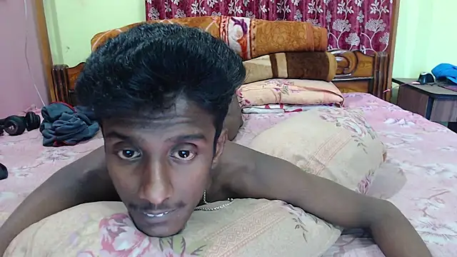Snapshot of Skinny_Blackberry chatting on January 2025 10:19:01 AM Skinny Blackberry online show from January 2025 10:19:01 AM