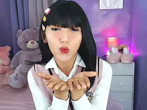 Snapshot of urlovelyfreya chatting on October 2025 06:20:01 PM urlovelyfreya online show from October 2025 06:20:01 PM