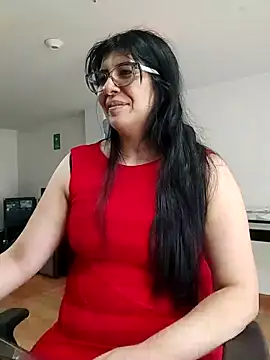 aisha latina online show from June 2026 01:54:02 PM