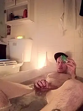 Snapshot of CAMINCHANCE chatting on December 2025 01:40:01 PM CAMINCHANCE online show from December 2025 01:40:01 PM