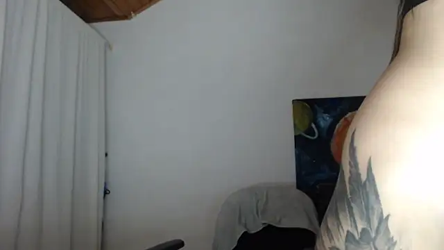 Snapshot of mariecam420 chatting on November 2025 04:01:01 AM mariecam420 online show from November 2025 04:01:01 AM