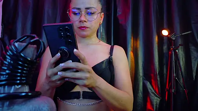 MistressSlut1 online show from October 2025 11:19:01 AM