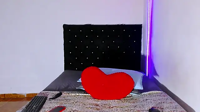 valen colombian69 online show from February 2026 06:13:01 AM