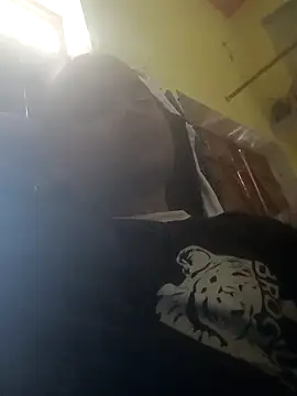 Snapshot of Boost-145 chatting on April 2026 01:39:01 AM Boost-145 online show from April 2026 01:39:01 AM