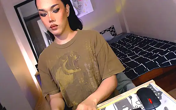 Ur temptress sam online show from March 2025 06:23:02 PM