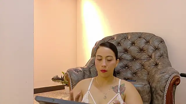 niky smit online show from February 2025 11:52:01 AM