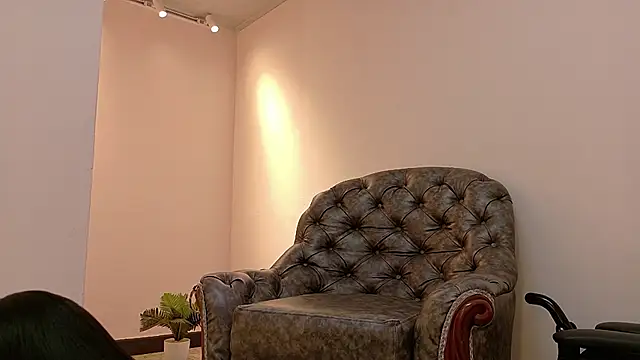 niky smit online show from March 2025 11:45:02 AM