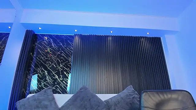 miataylorr1 online show from January 2025 06:17:01 PM