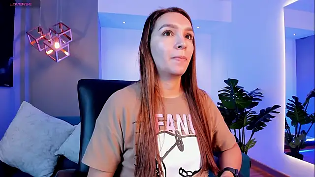 Snapshot of miataylorr1 chatting on April 2026 11:30:02 AM miataylorr1 online show from April 2026 11:30:02 AM