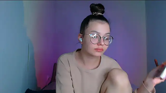 bbycolada online show from November 2025 10:52:01 PM