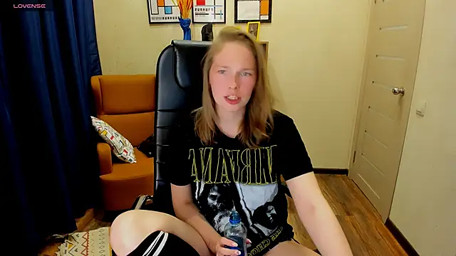  fiona Love online show from May 2026 08:14:02 PM