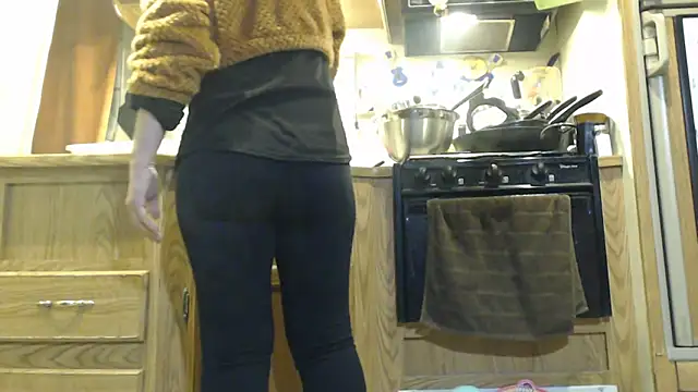 Snapshot of sexyinpantyhose chatting on February 2025 05:40:02 AM sexyinpantyhose online show from February 2025 05:40:02 AM