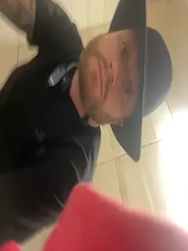 Mackwood89 online show from October 2025 09:13:01 AM