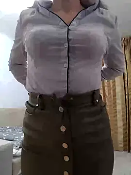 Snapshot of baby_sweet_girl_ chatting on February 2025 02:14:02 AM baby sweet girl online show from February 2025 02:14:02 AM