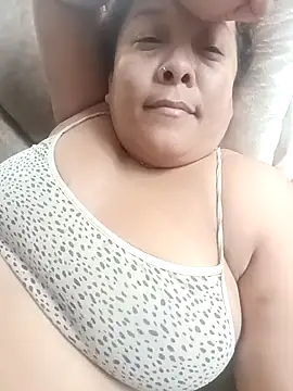 Snapshot of SexyMilfH chatting on March 2026 08:14:01 PM SexyMilfH online show from March 2026 08:14:01 PM