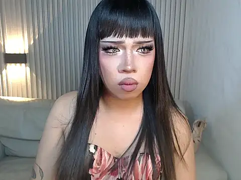 RebecaNextToYou online show from November 2025 05:04:01 PM