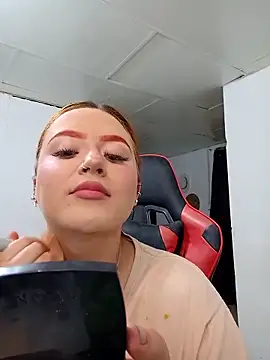 Snapshot of mia_anyeli chatting on February 2025 07:43:02 PM mia anyeli online show from February 2025 07:43:02 PM