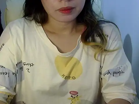    zurIII09  online show from September 2025 07:57:01 AM