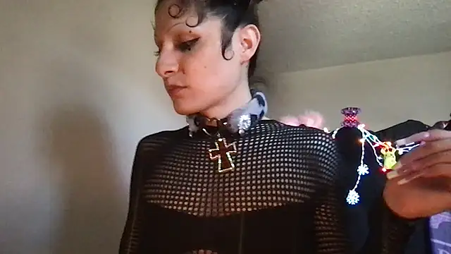 spoilbadkittynow online show from February 2026 07:01:01 PM