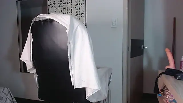 DanielaDuff online show from February 2025 03:40:01 PM