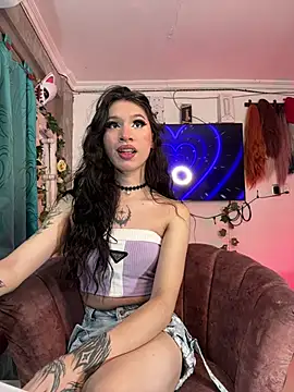 Snapshot of EnchantressFuckXxx chatting on January 2026 04:01:01 PM EnchantressFuckXxx online show from January 2026 04:01:01 PM