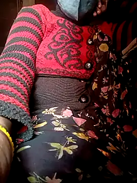 Snapshot of Lattika-Bhabhi chatting on January 2025 04:12:01 AM Lattika-Bhabhi online show from January 2025 04:12:01 AM