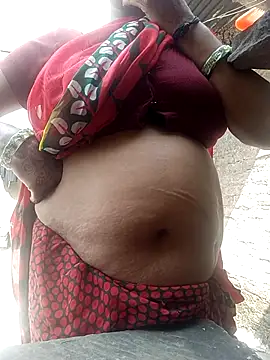 Snapshot of Lattika-Bhabhi chatting on October 2025 07:40:02 AM Lattika-Bhabhi online show from October 2025 07:40:02 AM