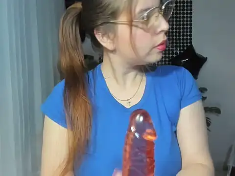 lorenitabella online show from October 2025 08:33:01 AM