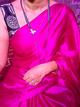 XBHUUME online show from November 2025 05:12:01 PM