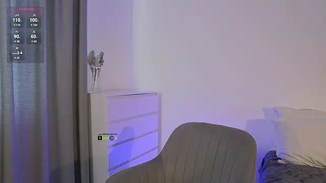 Fallinlove1 online show from February 2025 01:09:02 PM