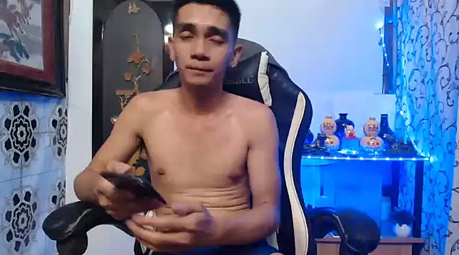 Snapshot of asianmaster27 chatting on December 2024 09:07:02 AM asianmaster27 online show from December 2024 09:07:02 AM