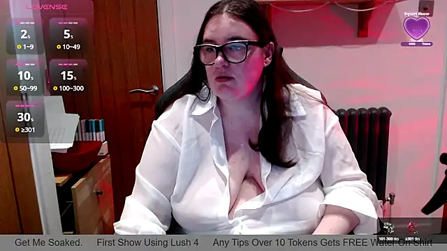 Rebecca Summer online show from April 2026 05:10:02 PM