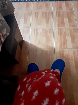 feet toes online show from October 2025 05:33:02 AM