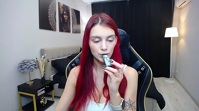 RedLipse online show from December 2025 02:27:01 AM