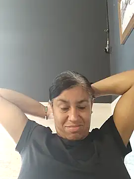 Snapshot of Molly_newman6 chatting on June 2026 11:19:01 AM Molly newman6 online show from June 2026 11:19:01 AM