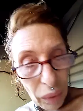 FrozenWaffle online show from February 2025 09:57:01 PM