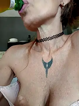 FrozenWaffle online show from December 2025 02:37:01 PM