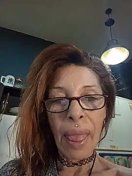 FrozenWaffle online show from June 2026 06:14:01 PM