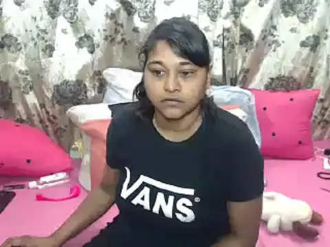 Snapshot of indian_glitter chatting on September 2025 05:51:01 PM indian glitter online show from September 2025 05:51:01 PM