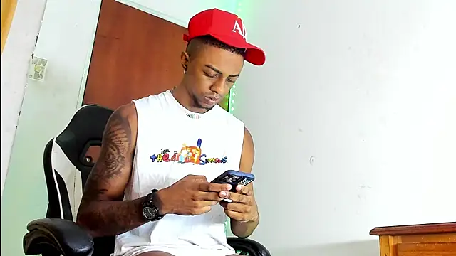 YeremiBrowm online show from January 2025 09:42:02 PM