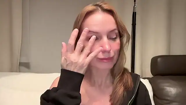 RachellAmazing online show from January 2025 09:15:01 PM