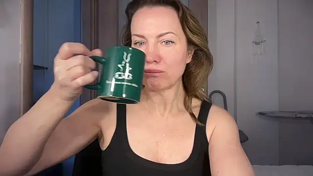 RachellAmazing online show from April 2026 06:22:01 AM
