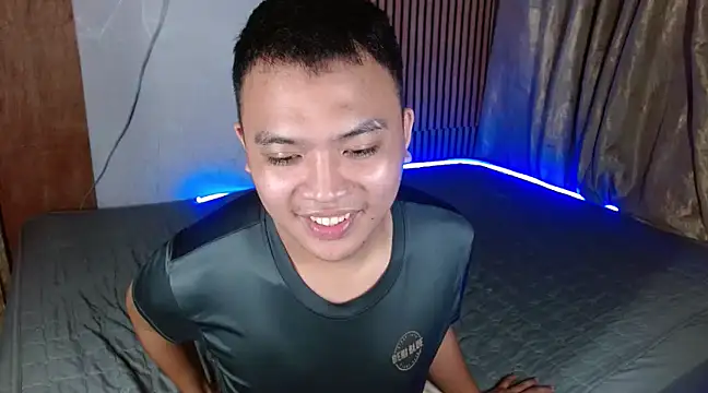 Snapshot of xsweetasian69x chatting on January 2025 05:09:02 PM xsweetasian69x online show from January 2025 05:09:02 PM