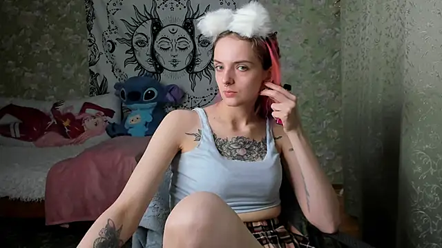 Cutie Adelia online show from March 2025 01:21:01 PM