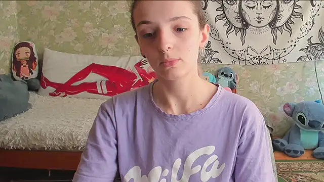 Cutie Adelia online show from June 2026 11:32:01 AM