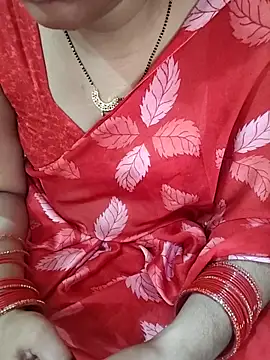 Snapshot of Diya_143 chatting on June 2026 05:58:01 AM Diya 143 online show from June 2026 05:58:01 AM